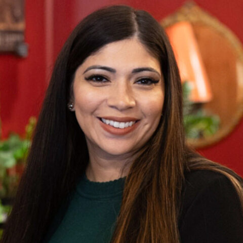 Jackie Ruiz headshot